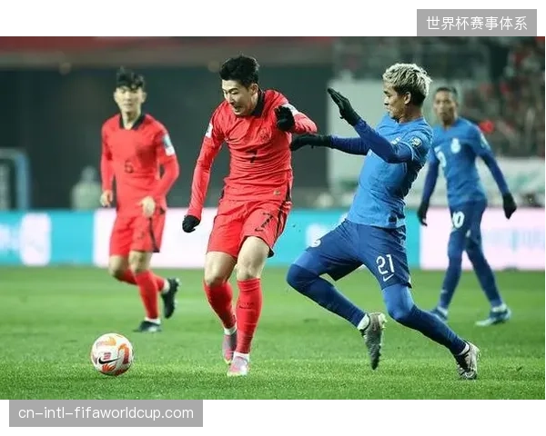 李刚仁的定位球脚法，将是韩国队得分的另一重要战术手段